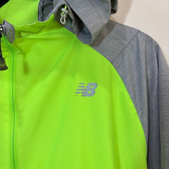 New Balance Neon Green Wind Jacket Men L Running Packable High Visibility Hooded - Picture 4 of 13